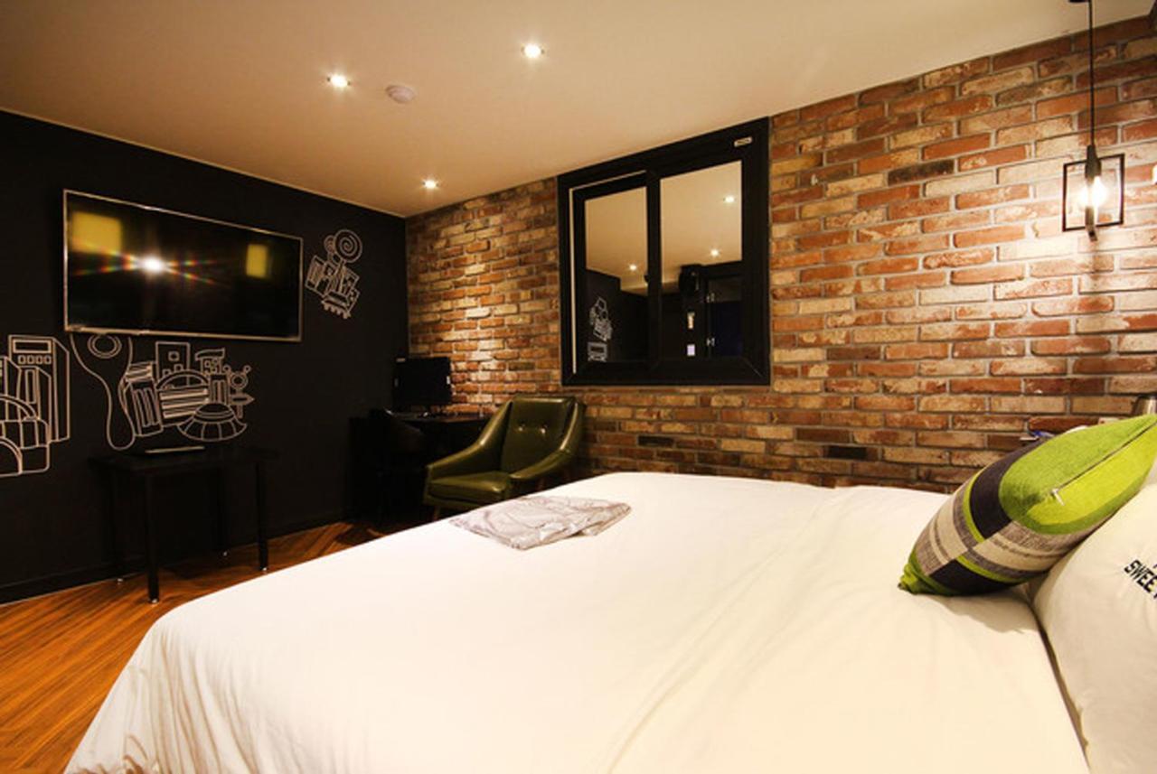 Hotel Bellus Busan Buitenkant foto