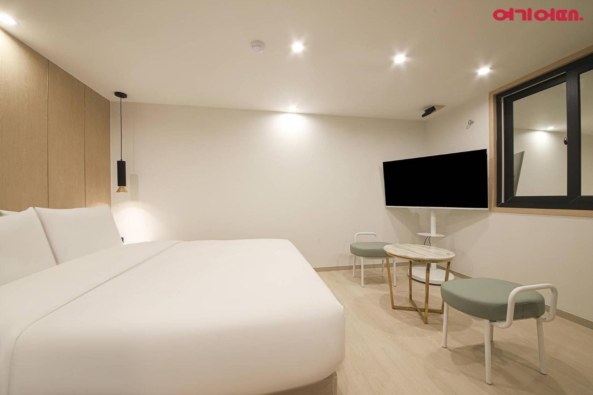 Hotel Bellus Busan Buitenkant foto