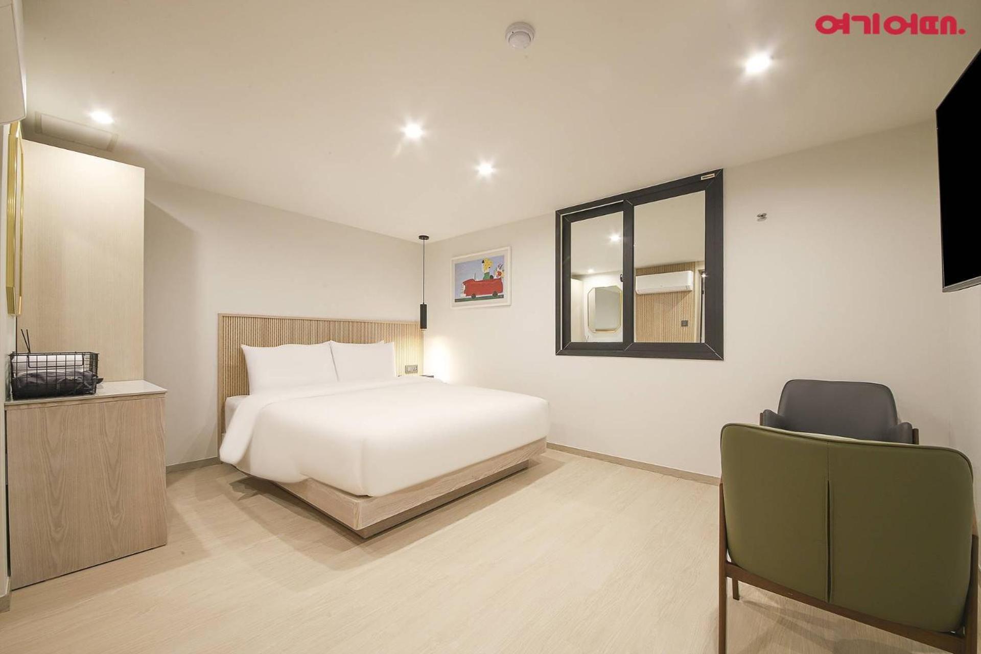 Hotel Bellus Busan Buitenkant foto