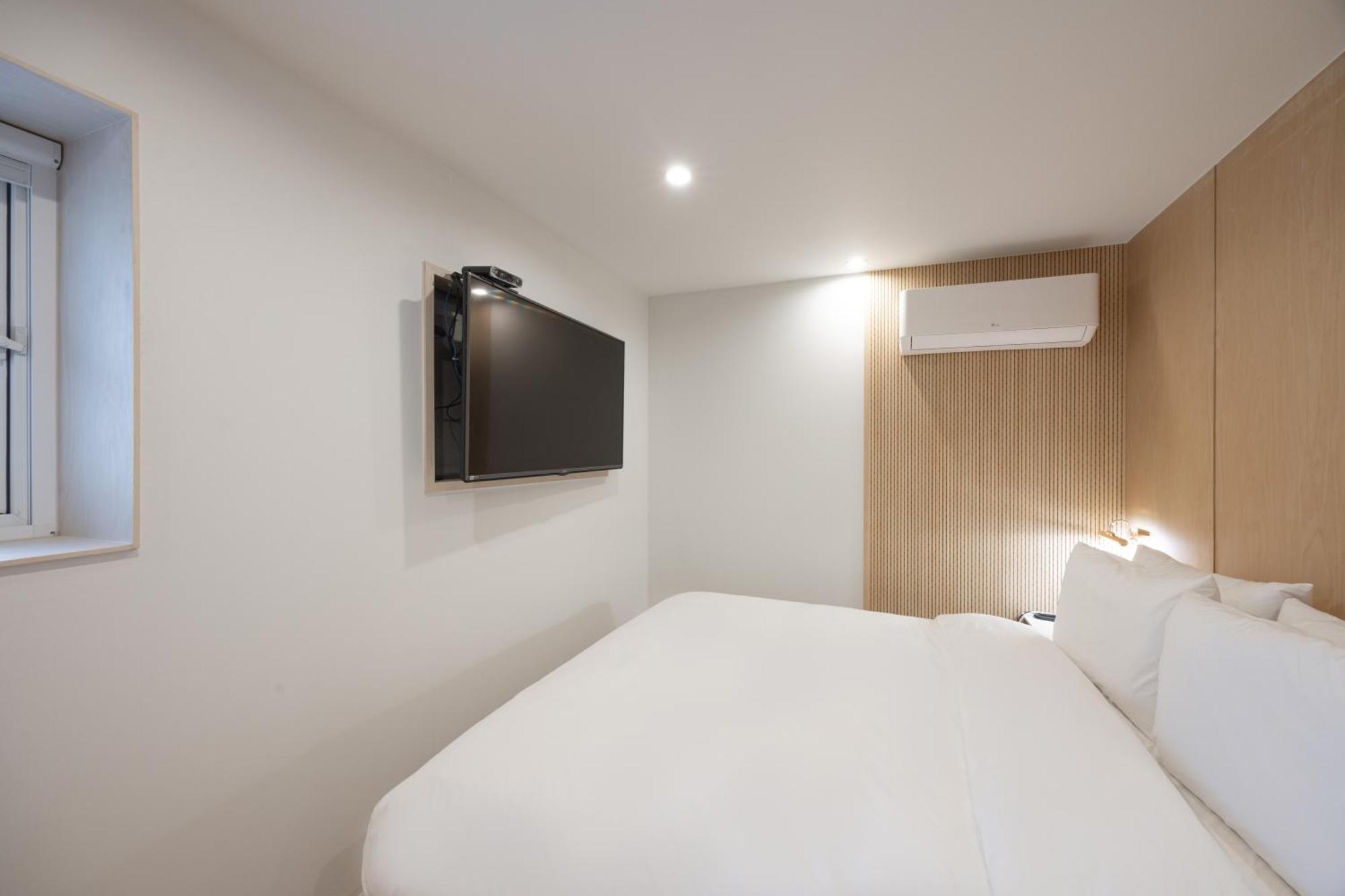 Hotel Bellus Busan Buitenkant foto