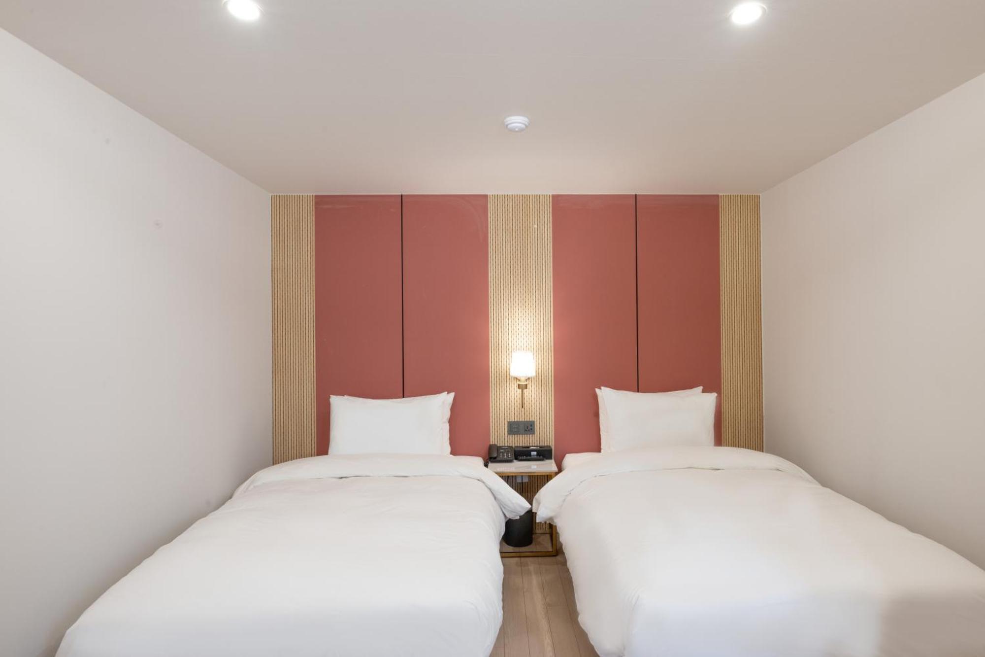 Hotel Bellus Busan Buitenkant foto